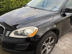 Svart Begagnad 2013 Volvo XC60 Momentum SUV | 89 000 kr (Bra pris)