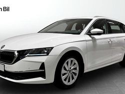 Vit Begagnad 2025 Skoda Octavia Selection Kombi | 314 900 kr (Lite dyr)