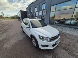 Vit Begagnad 2013 VW Tiguan R-line SUV | 119 000 kr (Marknadspris)