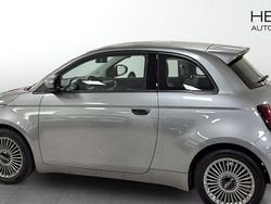 Grå (grey) Begagnad 2022 Fiat 500e Icon Sportkupé | 229 900 kr (Marknadspris)
