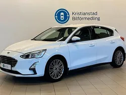 Vit Begagnad 2018 Ford Focus Titanium Halvkombi | 119 500 kr (Marknadspris)