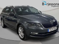 Mörkgrå Begagnad 2017 Skoda Octavia Style Kombi | 169 000 kr (Lite dyr)
