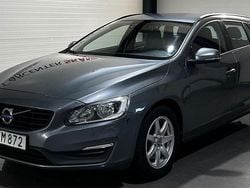 Grå Begagnad 2015 Volvo V60 Kinetic Kombi | 134 900 kr (Bra pris)