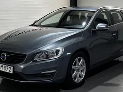 Grå Begagnad 2015 Volvo V60 Kinetic Kombi | 134 900 kr (Bra pris)