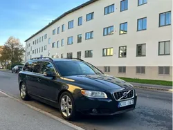 Grå Begagnad 2011 Volvo V70 Kombi | 35 000 kr (Superpris)