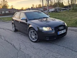 Grå Begagnad 2005 Audi A3 Sportback Halvkombi | 43 000 kr (Marknadspris)