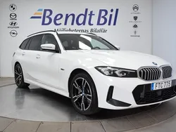Alpinvit Begagnad 2022 BMW 330e M Sport Kombi | 428 500 kr (Dyr)