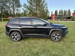 Svart Begagnad 2014 Jeep Cherokee SUV | 119 000 kr (Superpris)