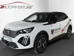 Vit Begagnad 2024 Peugeot 2008 GTi SUV | 288 900 kr (Marknadspris)