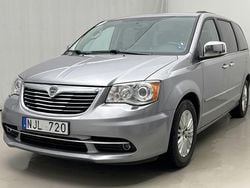 Grå Begagnad 2013 Lancia Voyager Minibuss | 85 000 kr (Superpris)
