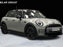Grå Begagnad 2022 Mini Cooper Halvkombi | 259 000 kr (Marknadspris)