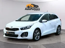 Vit Begagnad 2016 Kia Ceed Sportswagon GT-Line Kombi | 118 900 kr (Marknadspris)