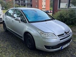 Silver Begagnad 2006 Citroën C4 Halvkombi | 19 900 kr (Lite dyr)