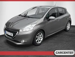 Ljusgrå Begagnad 2014 Peugeot 208 Halvkombi | 67 500 kr (Marknadspris)
