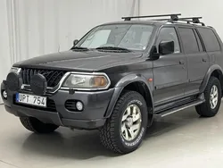 Svart Begagnad 2004 Mitsubishi Pajero SUV | 82 500 kr