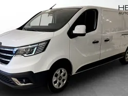 Vit Ny 2024 Renault Trafic Van | 329 900 kr