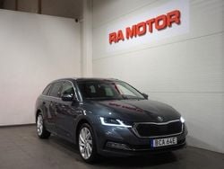 Grå metallic Begagnad 2021 Skoda Octavia Style Kombi | 239 900 kr (Superpris)