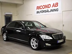 Svart Begagnad 2006 Mercedes S350L Sedan | 144 900 kr