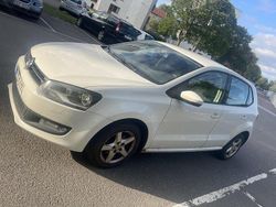 Vit Begagnad 2010 VW Polo Halvkombi | 26 000 kr (Bra pris)