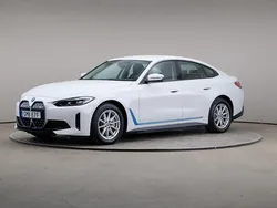Vit Begagnad 2022 BMW i4 Sedan | 439 000 kr (Marknadspris)