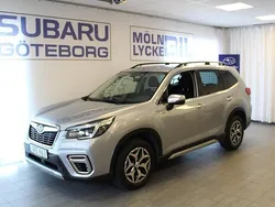 Silver Begagnad 2021 Subaru Forester Active SUV | 289 900 kr (Marknadspris)