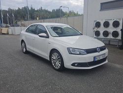 Vit Begagnad 2013 VW Jetta Hybrid Sedan | 94 500 kr