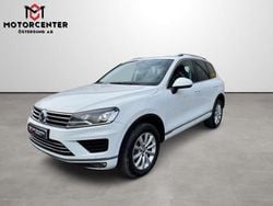 Vit Begagnad 2016 VW Touareg SUV | 149 900 kr (Marknadspris)