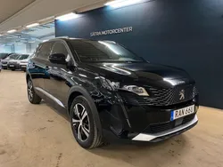 Svart Begagnad 2023 Peugeot 5008 GTi Minibuss | 319 900 kr (Marknadspris)