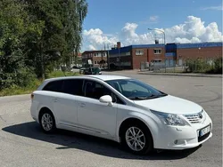 Vit Begagnad 2011 Toyota Avensis Business Edition Kombi | 79 900 kr (Marknadspris)