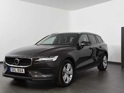 Begagnad 2024 Volvo V60 CC Kombi | 404 800 kr (Superpris)