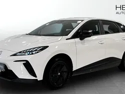 Vit (white) Begagnad 2023 MG MG4 EV Halvkombi | 259 900 kr