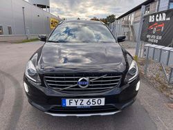 Mörkgrön (grön) Begagnad 2016 Volvo XC60 Summum SUV | 145 500 kr (Superpris)