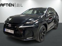 Svart Begagnad 2017 Lexus NX300h SUV | 249 800 kr (Marknadspris)