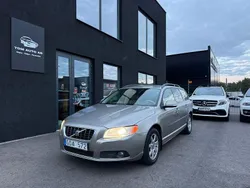 Ljusbrun Begagnad 2007 Volvo V70 Momentum Kombi | 39 900 kr (Dyr)