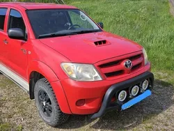 Röd Begagnad 2008 Toyota HiLux Pickup | 124 000 kr (Marknadspris)