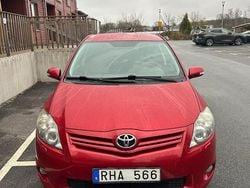 Begagnad 2011 Toyota Auris Halvkombi | 39 000 kr (Bra pris)