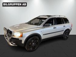 Ljusgrå (grå) Begagnad 2004 Volvo XC90 Standard SUV | 64 900 kr (Dyr)