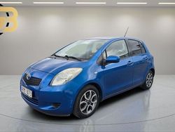 Blå Begagnad 2006 Toyota Yaris Halvkombi | 36 900 kr (Marknadspris)