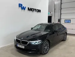 Svart Begagnad 2018 BMW 530e iPerformance Sedan | 244 900 kr (Bra pris)