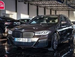 Grå Begagnad 2022 BMW 530 M Sport Kombi | 359 500 kr (Superpris)