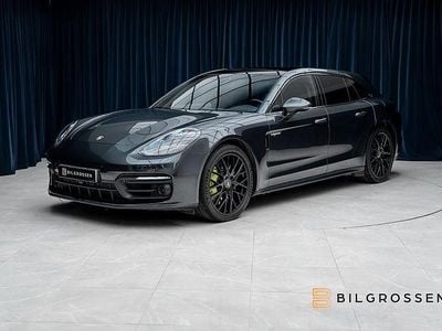 Mörkgrå Begagnad 2020 Porsche Panamera Sport Turismo Kombi | 929 900 kr (Lite dyr)