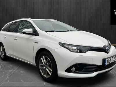 Vit Begagnad 2018 Toyota Auris Touring Sports Comfort Kombi | 164 900 kr (Marknadspris)