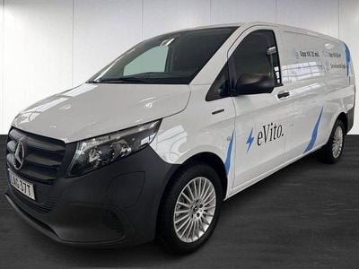 Vit (white) Begagnad 2024 Mercedes e-Vito Minibuss | 562 375 kr