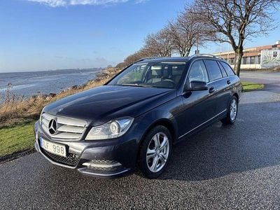 Begagnad Mercedes C220 Avantgarde 170 HK (125 kW) 2013 Mörkblå Kombi
