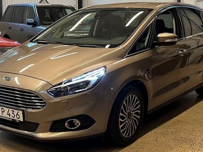 begagnad Ford S-MAX Bussines 2.0 EcoBlue AWD SelectShift 7-sits 190hk