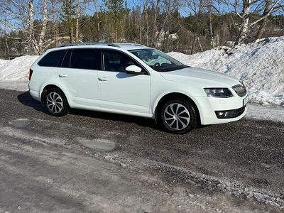 Begagnad Skoda Octavia 110 HK (80 kW) 2017 Kombi