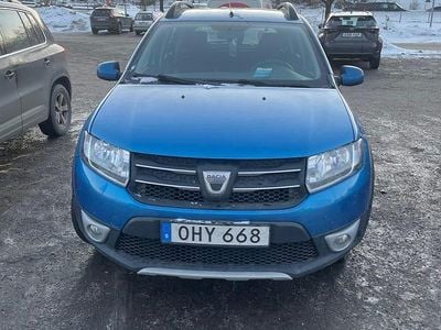 Blå Begagnad 2017 Dacia Sandero Stepway | 45 000 kr