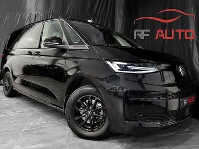 Svart Begagnad 2025 VW Multivan Van | 609 900 kr