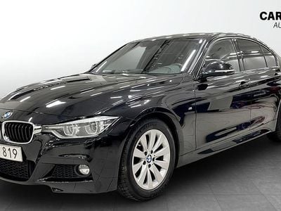Svart Begagnad 2016 BMW 320 M Sport Sedan | 149 900 kr (Bra pris)