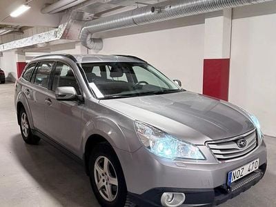 Begagnad Subaru Outback 167 HK (122 kW) 2011 Sedan